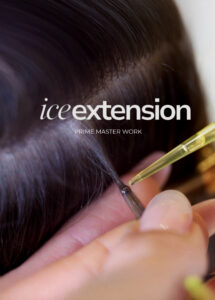 Postavljanje Ice Extension pramena pincetom, krupni kadar